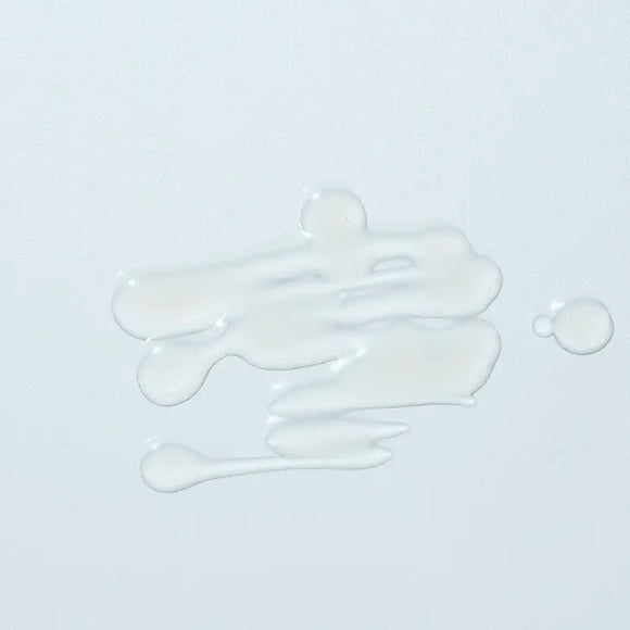 Image of the Woohoo Glow FG Serum 1 formula on a light blue background