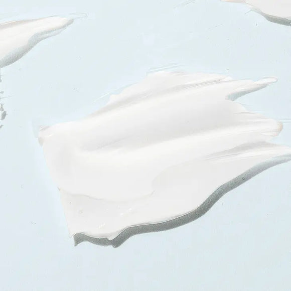 Image of the Woohoo Over The Moon Rich Repair Cream on a light blue background